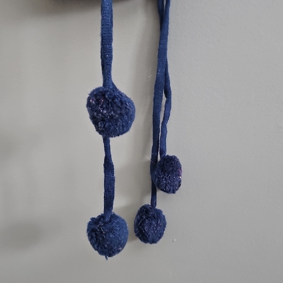 #30 Charming Knit Blue and White Leg Warmera And Pompom Hat Set - Picture 2 of 5